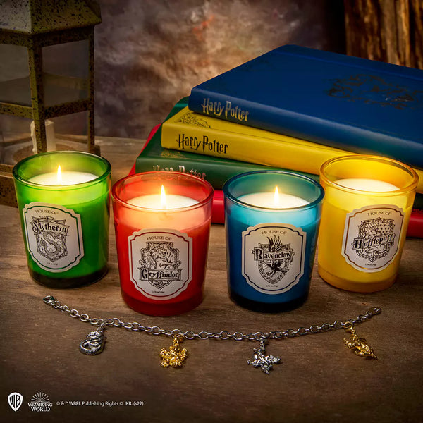 Set quattro candele profumate delle Case con braccialetto e charm